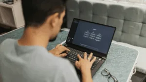 AI gebruiken in je bedrijf? Dit moet je vastleggen voor 2026